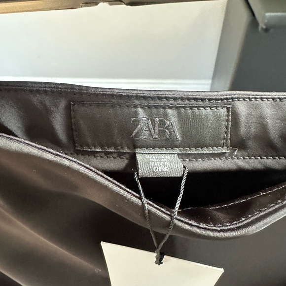 NWT Zara Black Women's Skirt - Picture 3 of 6